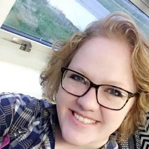 Meet your Posher, Carla